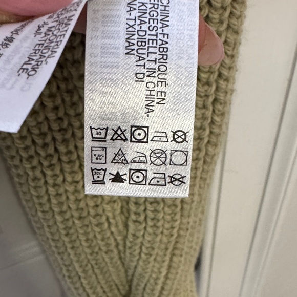 Zara Chunky Knit Pocket Sweater Sage Green Cropped Boxy Cozy Pullover Large - Picture 9 of 11